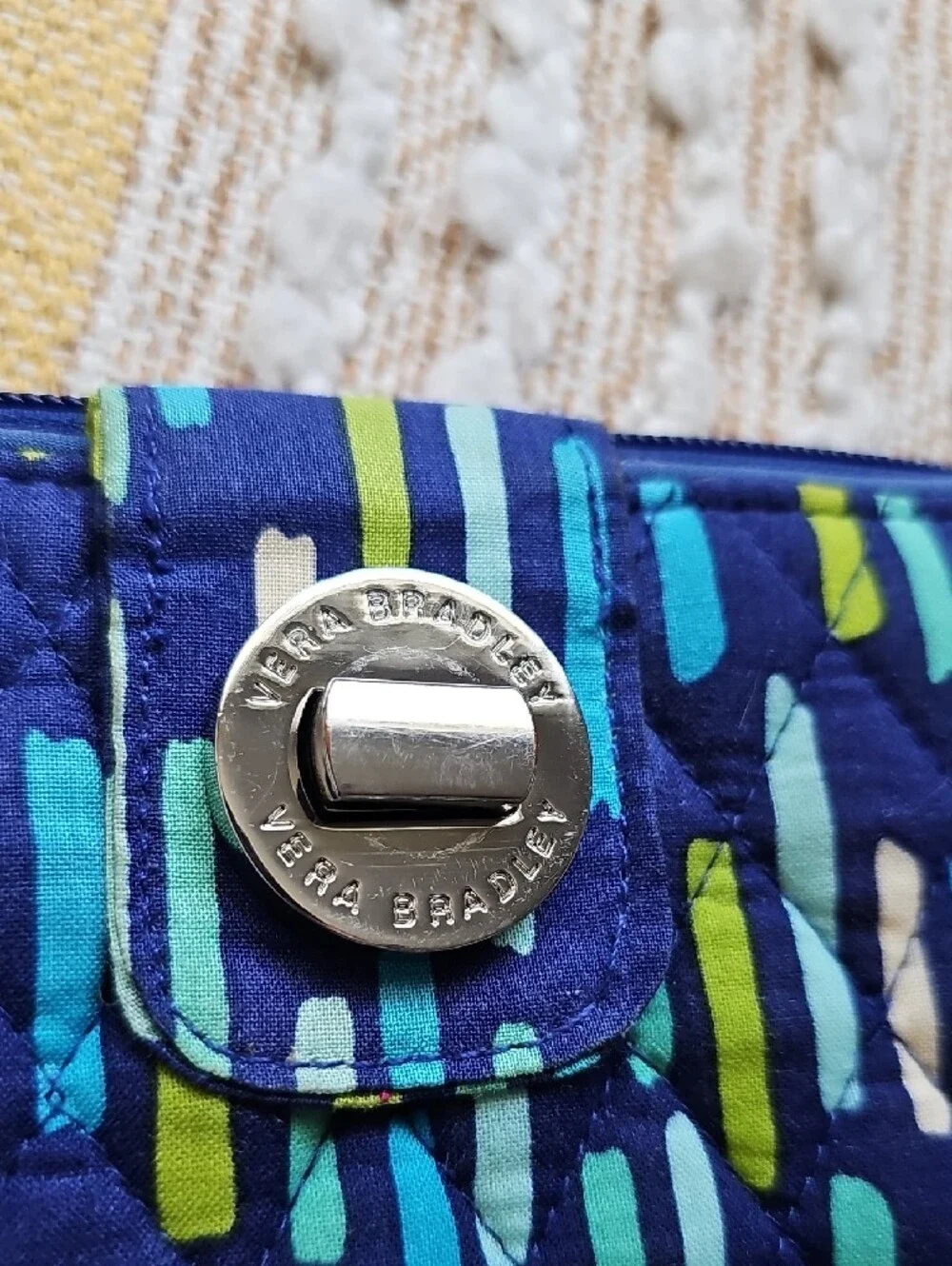 Vera Bradley Katalina Showers Turnlock Wallet - Picture 6 of 8